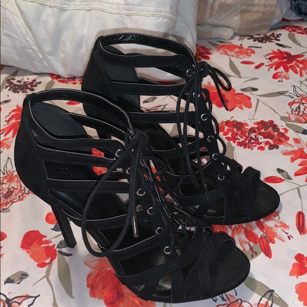 Black Heels 🖤